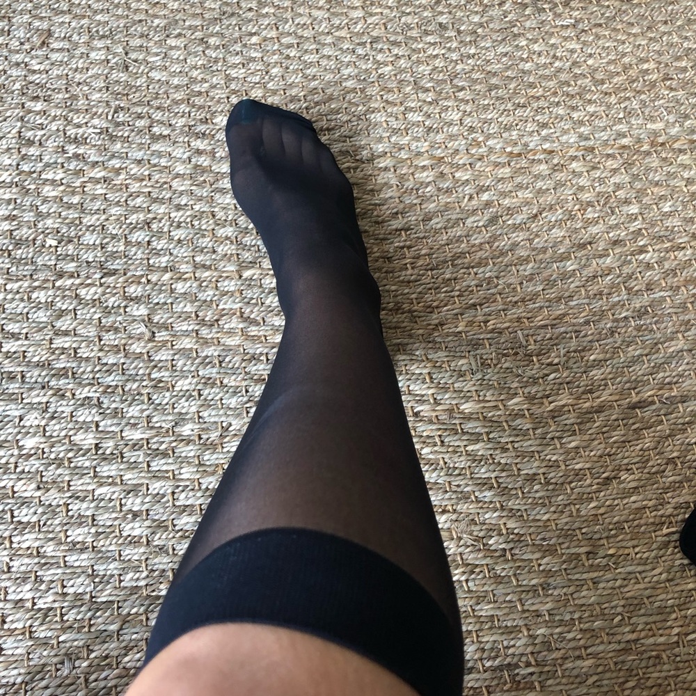 NWT sheer black tights - Picture 6 of 8